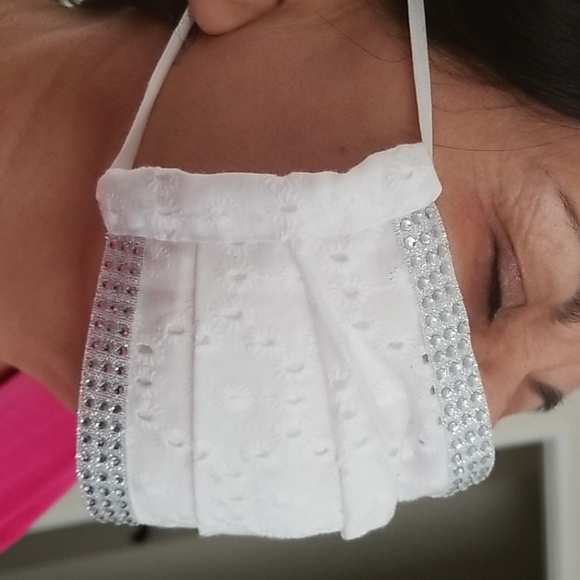 Beautiful Face Mask - Picture 8 of 8